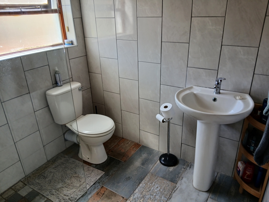 3 Bedroom Property for Sale in Wavecrest Eastern Cape